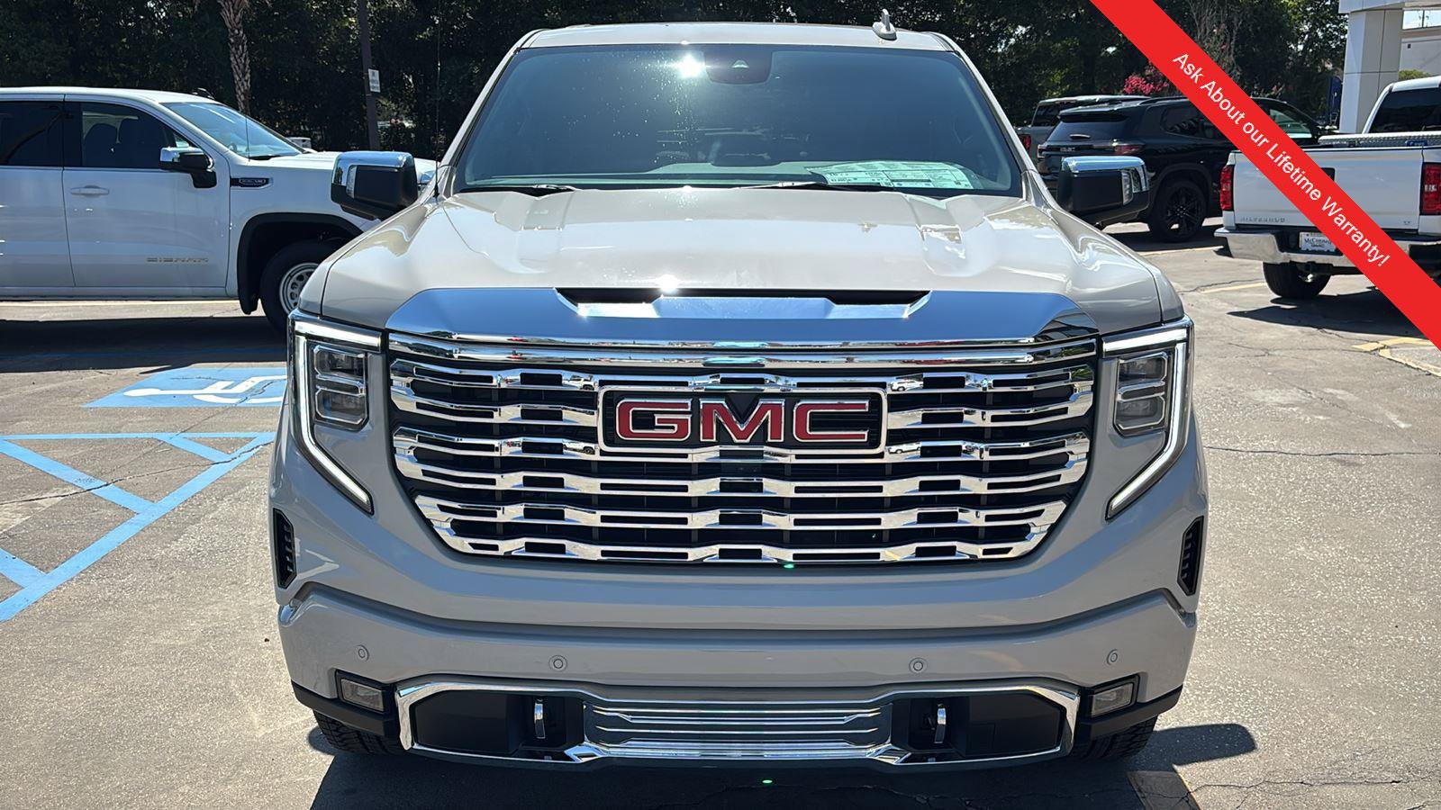 New 2026 GMC Sierra 1500 Denali AWD/4WD image 2