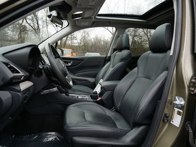 Used 2024 Subaru Forester Limited AWD/4WD image 14