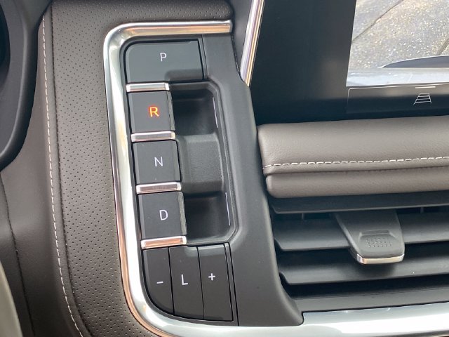 Certified 2022 GMC Yukon SLT AWD/4WD image 13