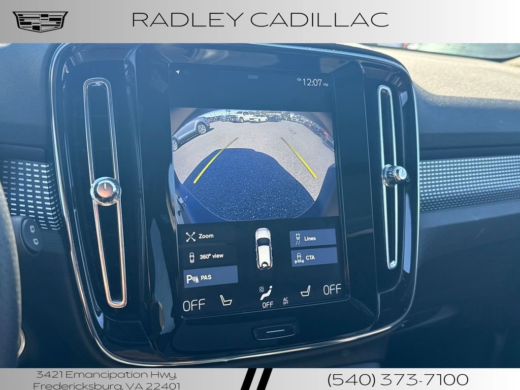 Used 2020 Volvo XC40 T5 R-Design image 16