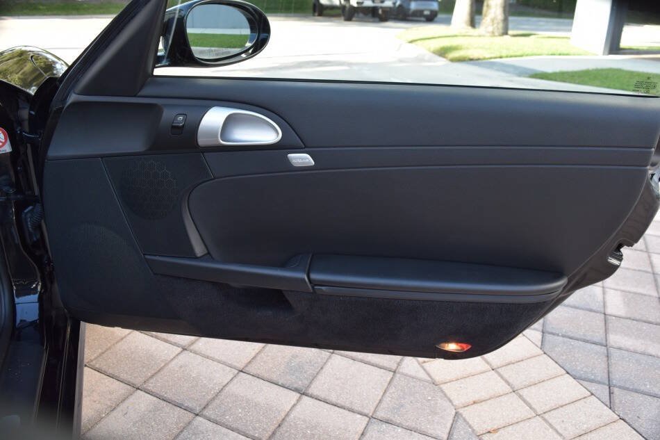 Used 2005 Porsche Boxster RWD image 77