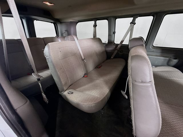Used 2017 Chevrolet Express 2500 LT w/ LT Preferred Equipment Group RWD image 32