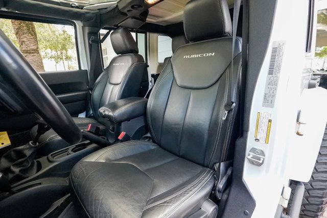 Used 2016 Jeep Wrangler Unlimited Rubicon AWD/4WD image 54