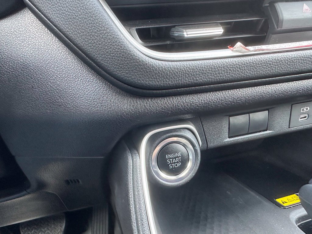 Used 2025 Toyota Grand Highlander AWD image 17