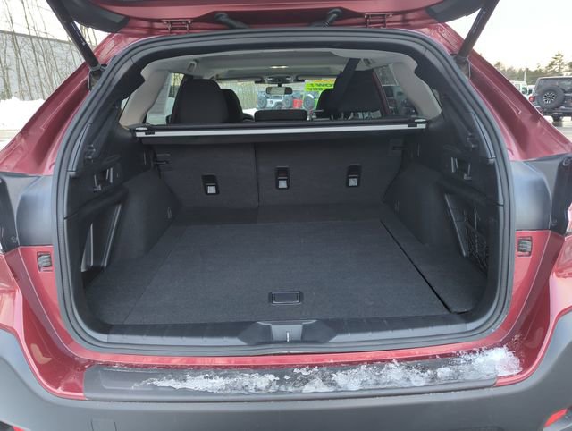 Used 2023 Subaru Outback Premium image 30