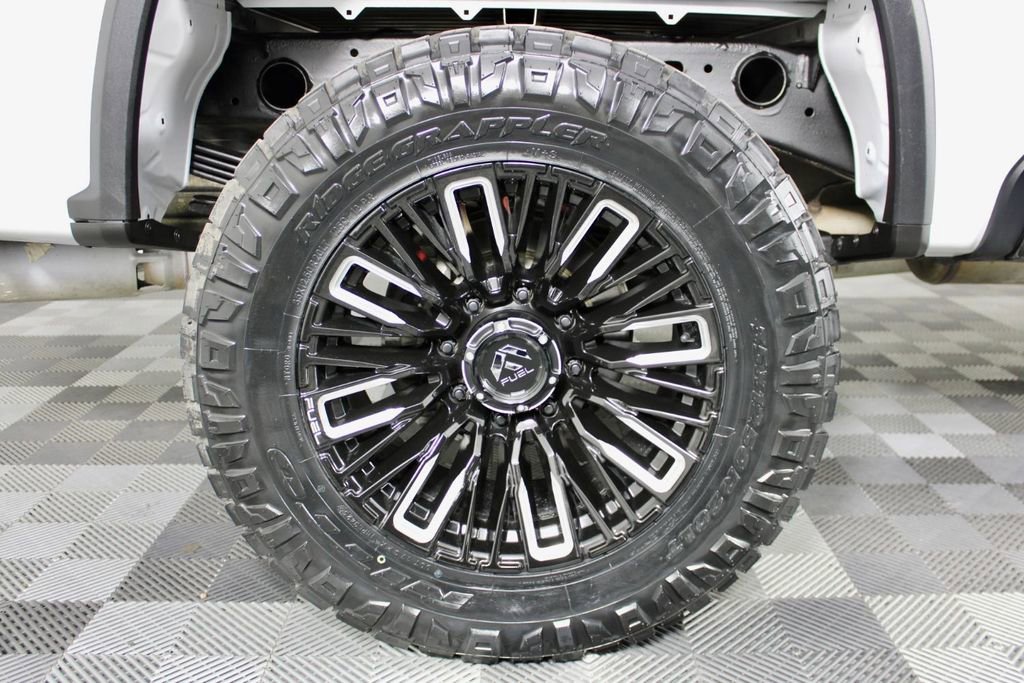 Used 2023 Chevrolet Silverado 2500 LT image 12