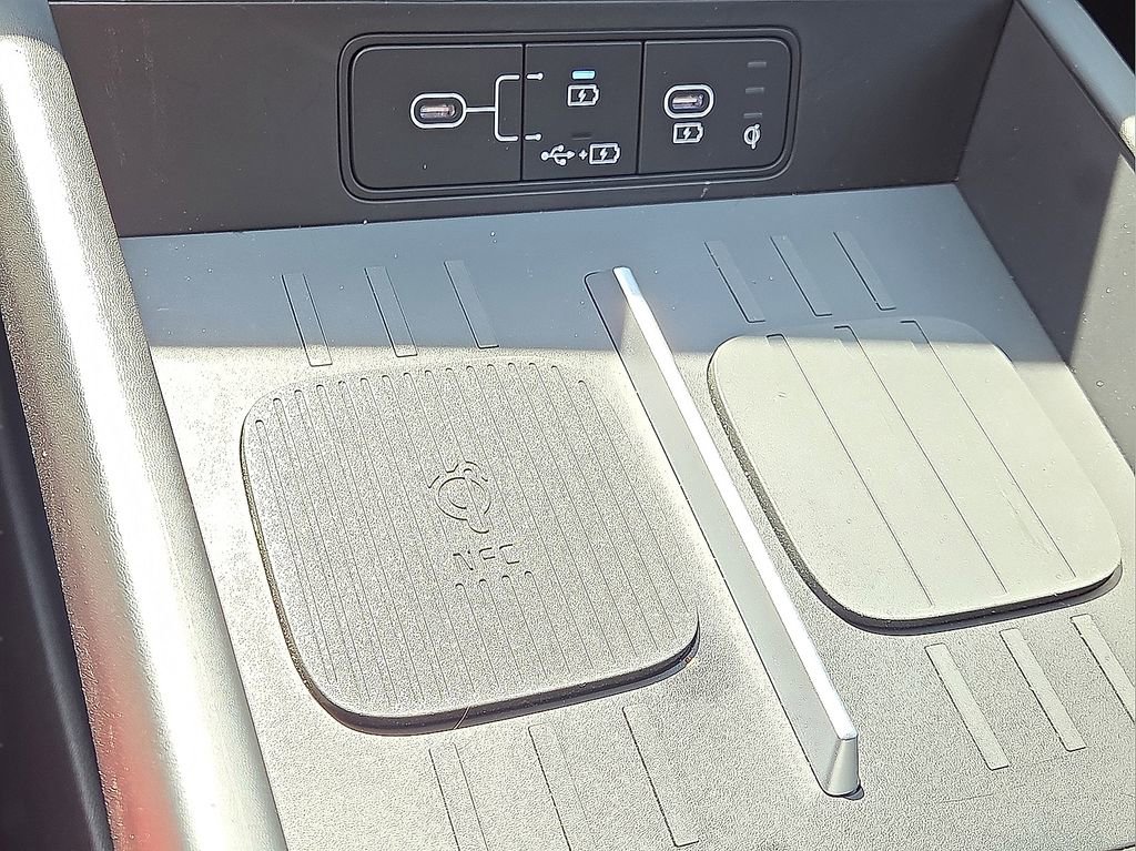 Used 2026 Hyundai Santa Fe SEL AWD/4WD image 29