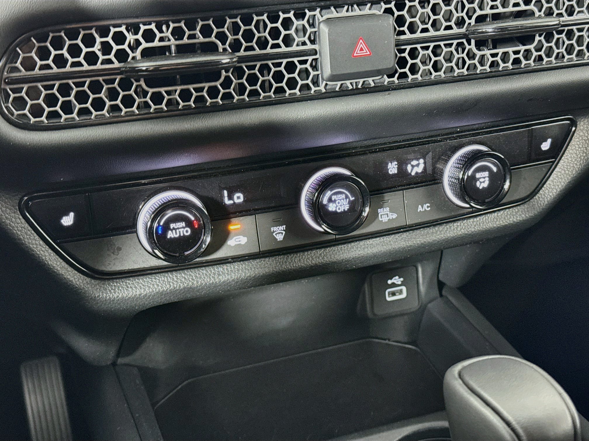 Certified 2025 Honda HR-V Sport image 15