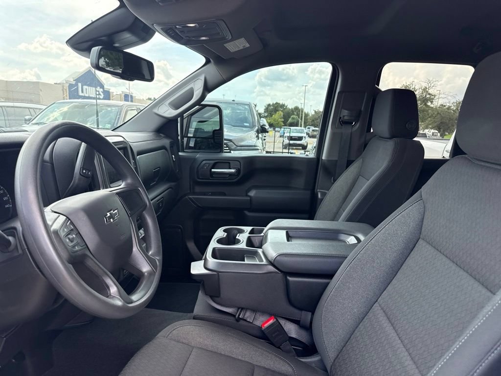Used 2025 Chevrolet Silverado 2500 Custom AWD/4WD image 15