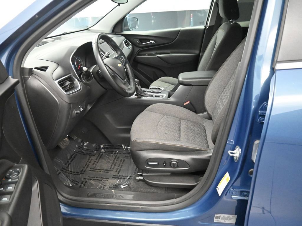 Used 2024 Chevrolet Equinox LT image 30
