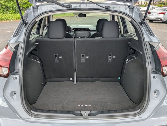 Used 2023 Nissan Kicks SV w/ Interior Electronics Package FWD image 26