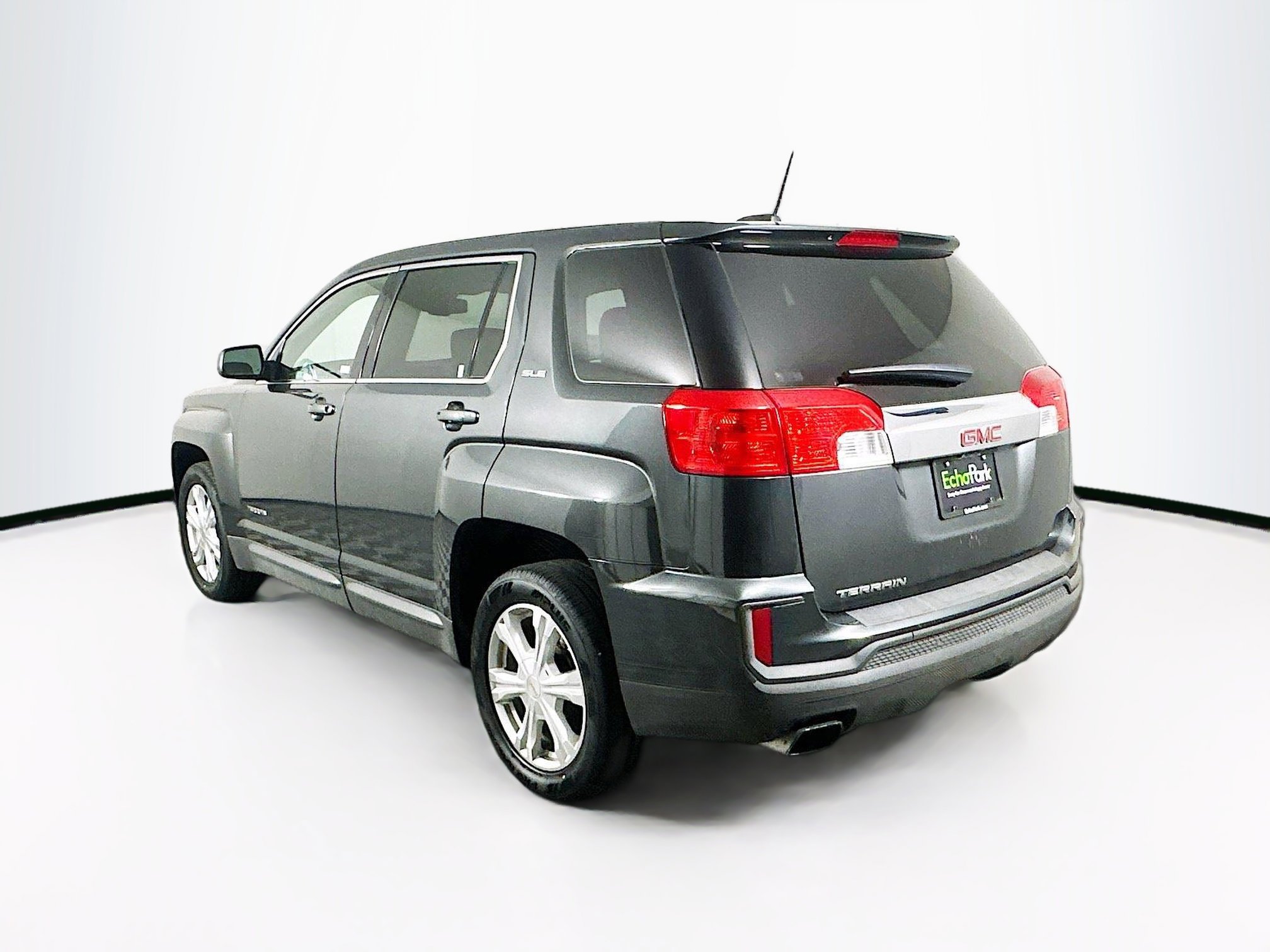 Used 2017 GMC Terrain SLE FWD image 5