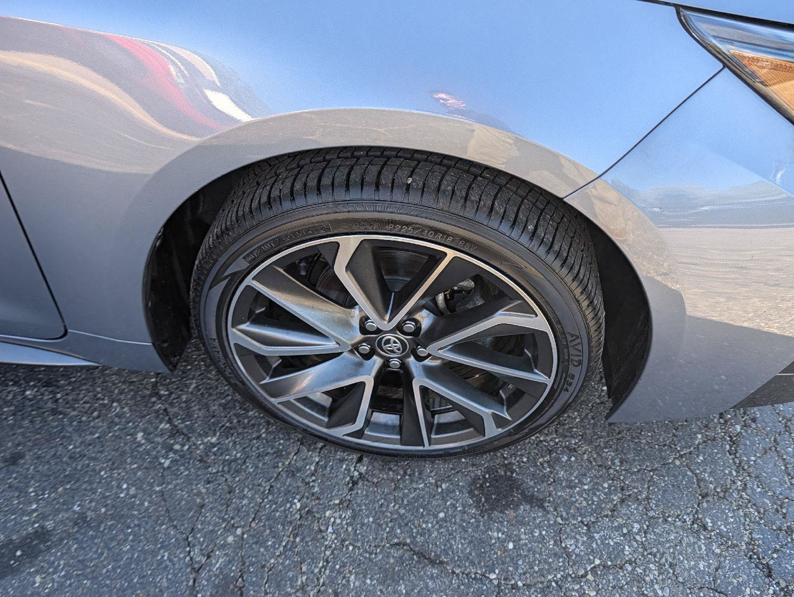 Used 2022 Toyota Corolla SE w/ Carpet Mat Package (TMS) FWD image 32