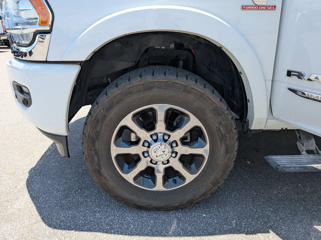 Used 2022 RAM 3500 Limited w/ Safety Group AWD/4WD image 32