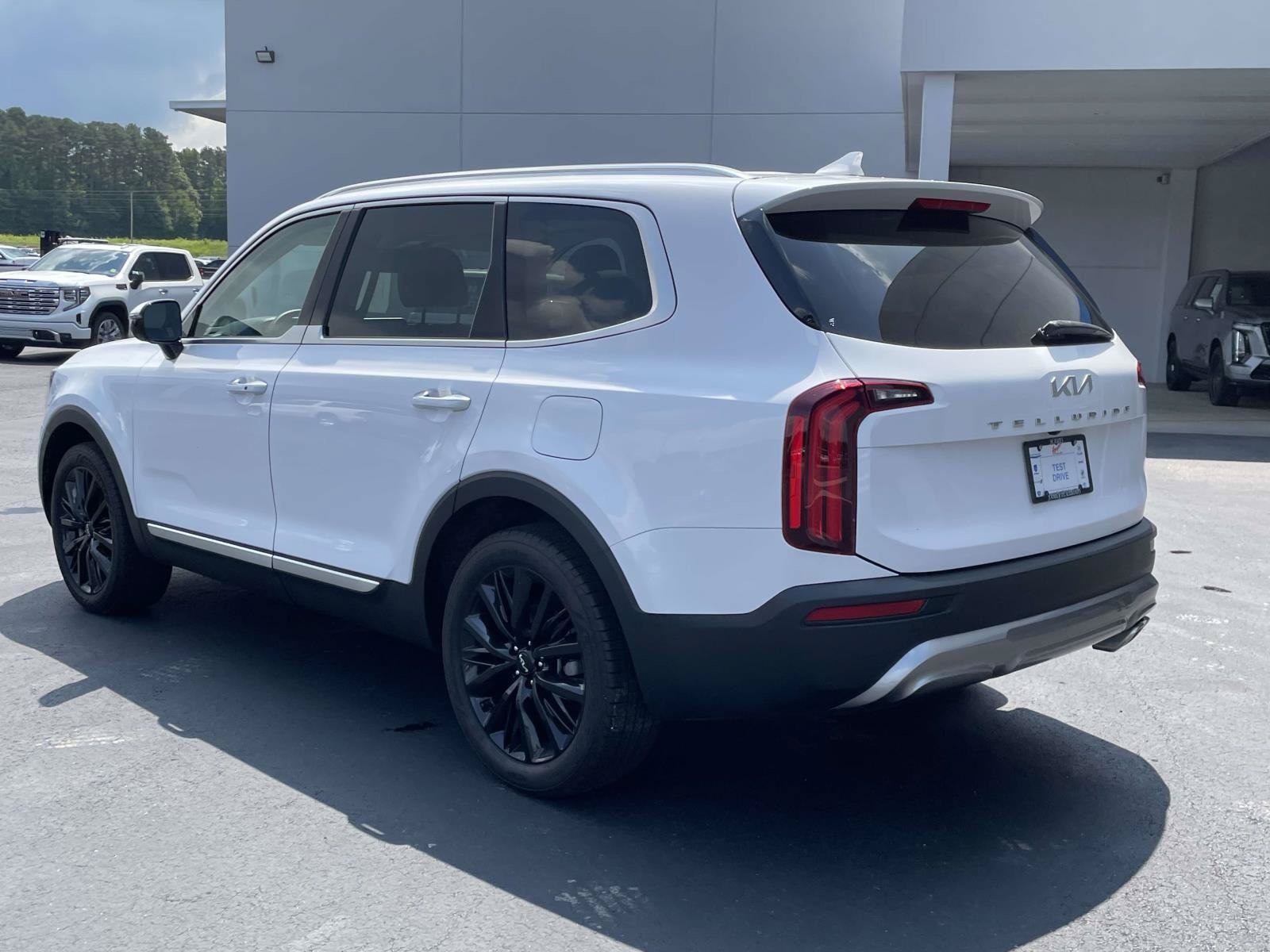Used 2022 Kia Telluride SX FWD image 5