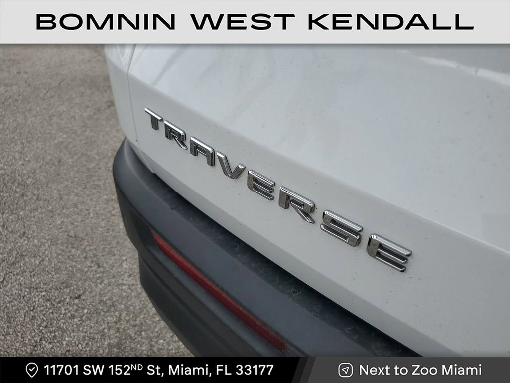 Used 2024 Chevrolet Traverse LS image 11