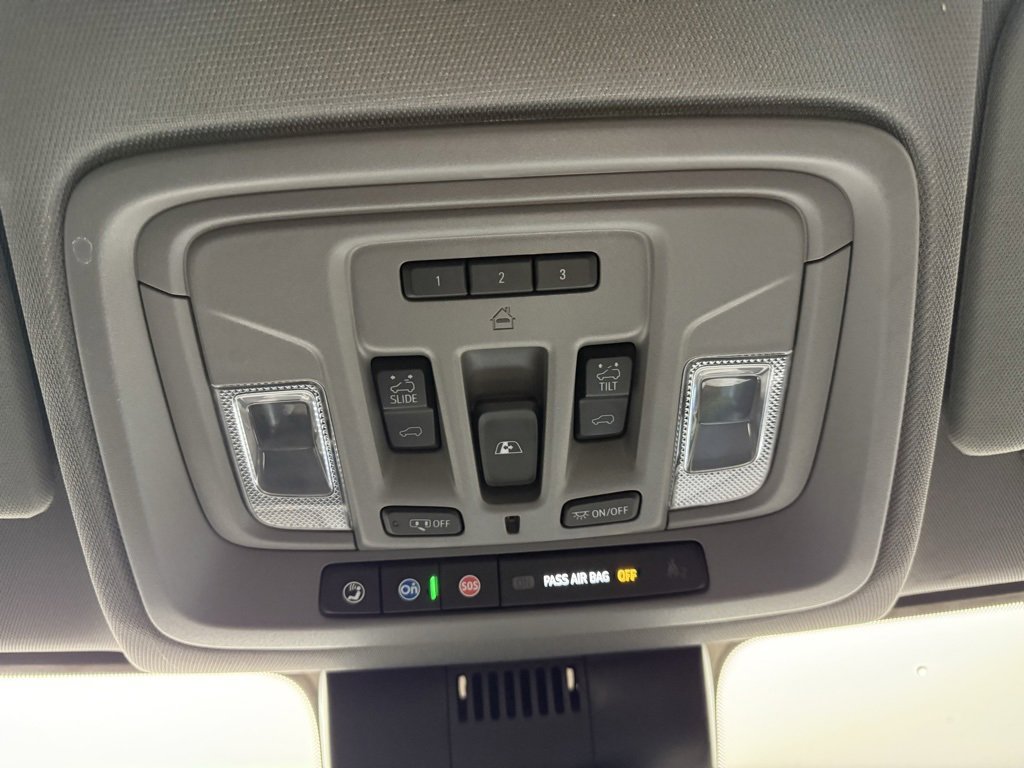 Used 2023 Chevrolet Silverado 1500 LTZ image 35