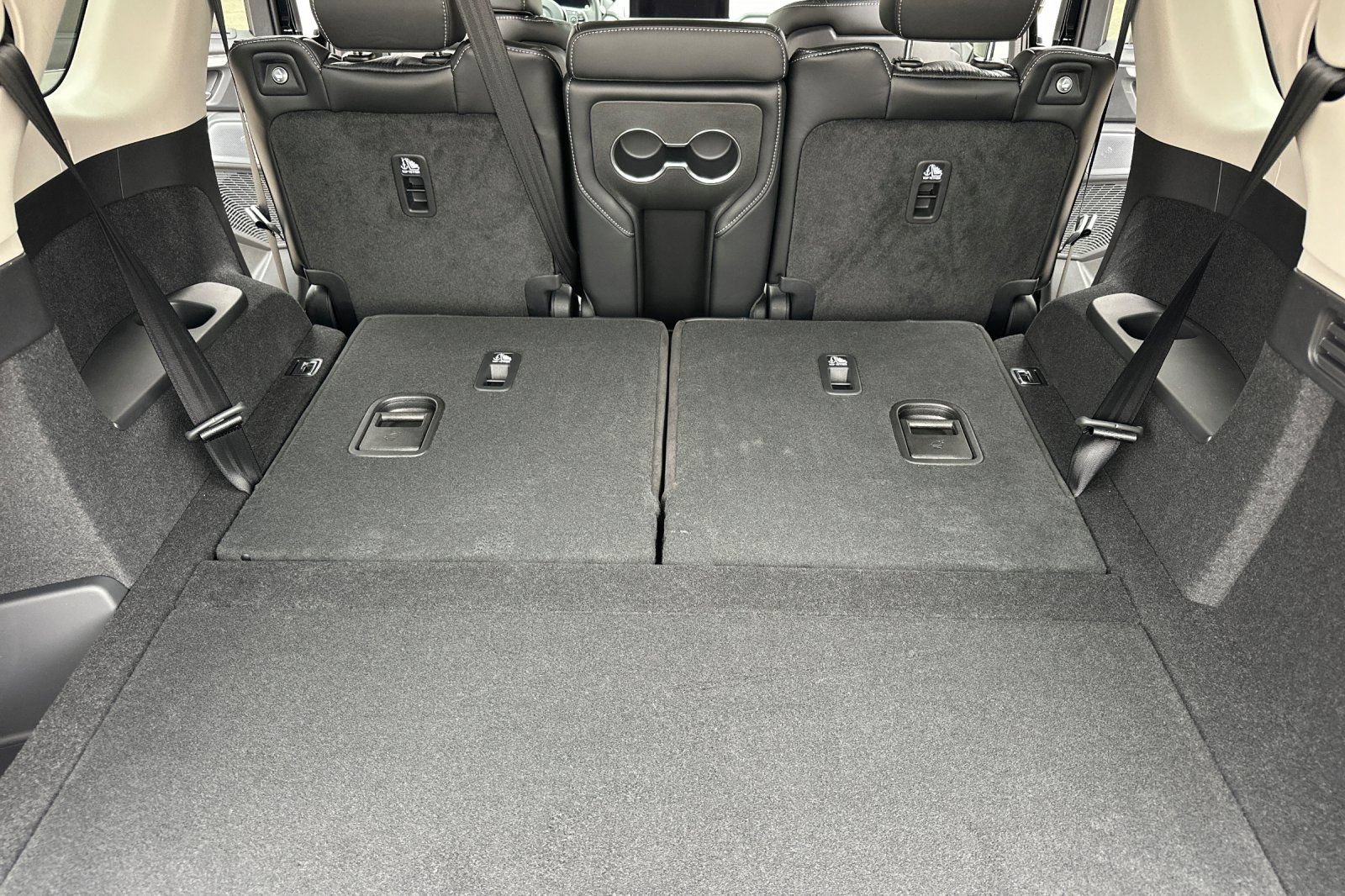 New 2026 Acura MDX w/ Technology Package FWD image 17