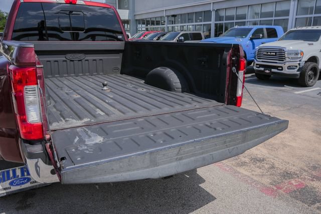 Used 2017 Ford F350 Lariat w/ Lariat Value Package AWD/4WD image 12
