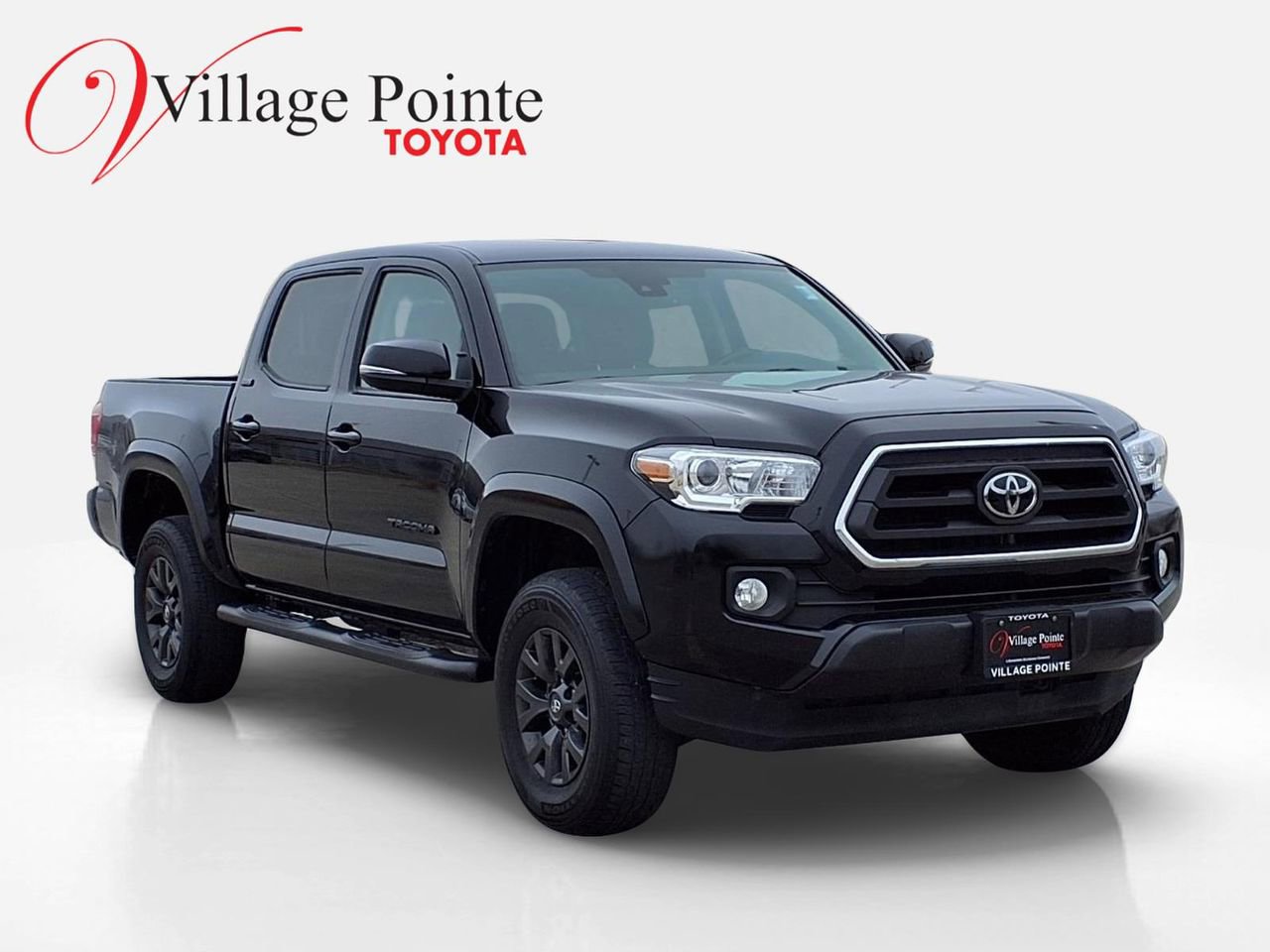 Used 2023 Toyota Tacoma SR5 w/ Technology Package image 9