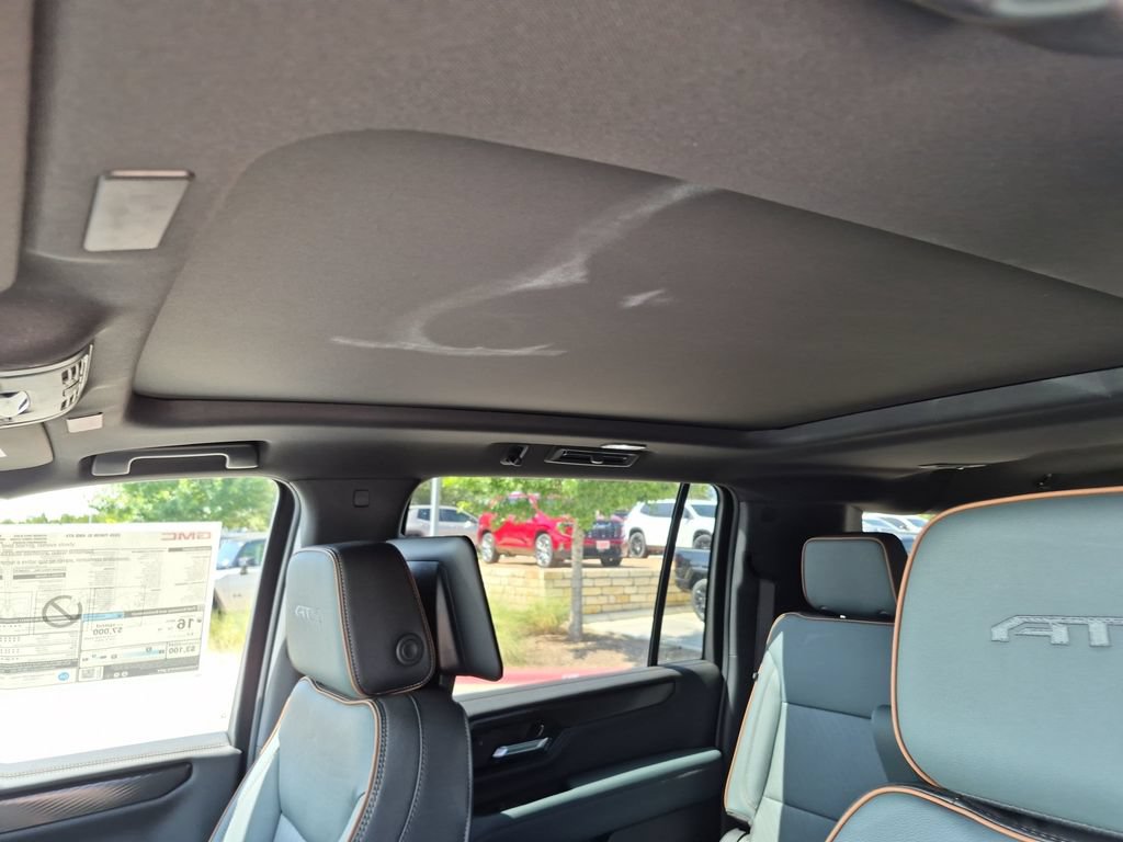 New 2026 GMC Yukon XL AT4 w/ AT4 Premium Plus Package AWD/4WD image 34