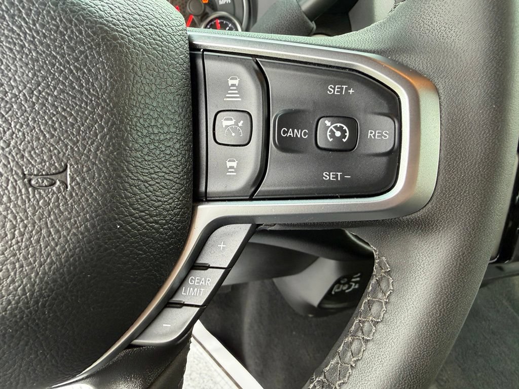 Used 2026 RAM 2500 Big Horn AWD/4WD image 9