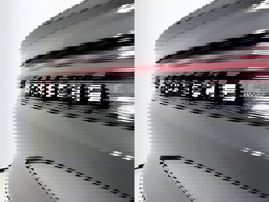 New 2026 Porsche Cayenne S image 37