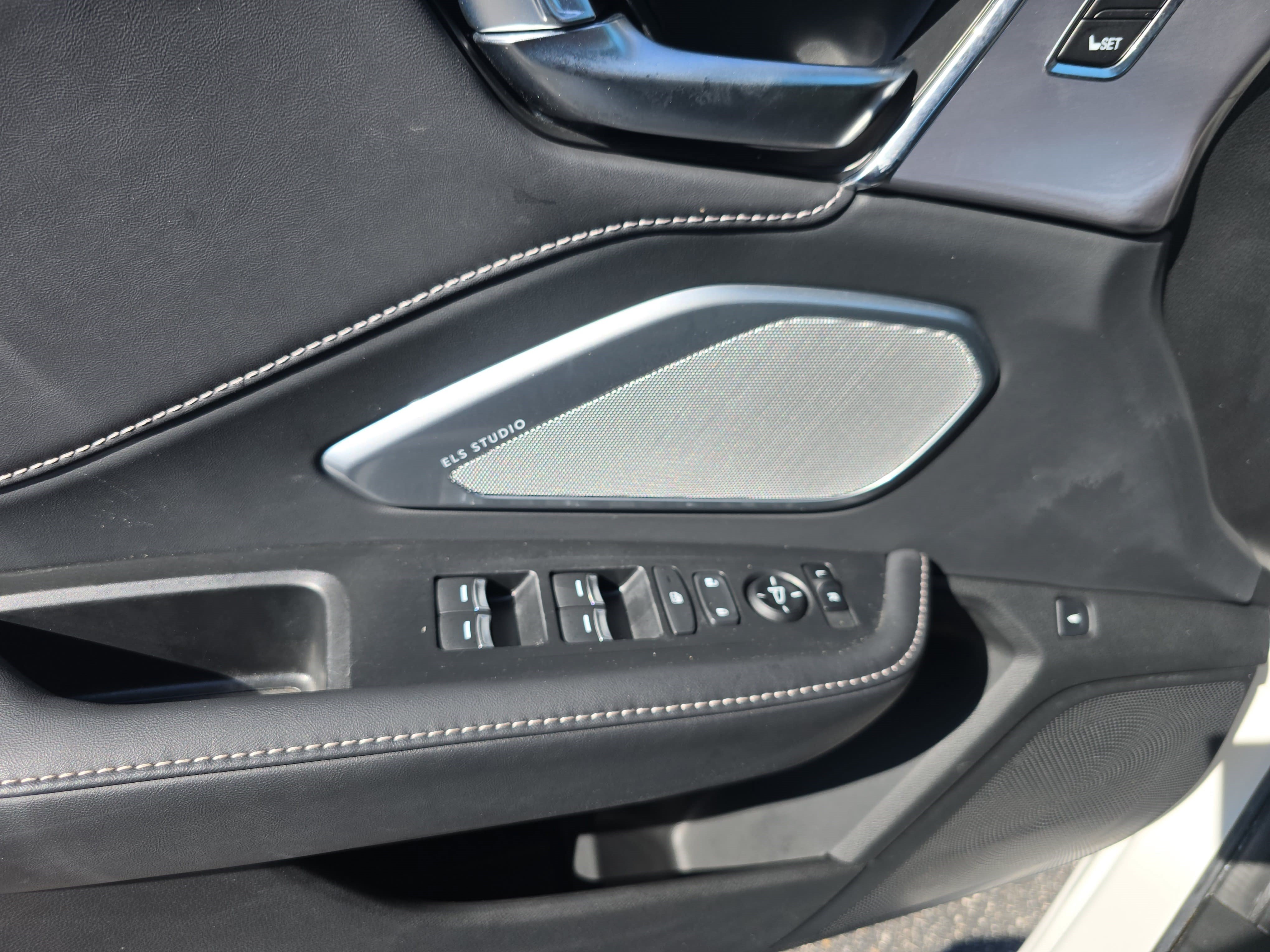 Used 2023 Acura RDX w/ Technology Package FWD image 28