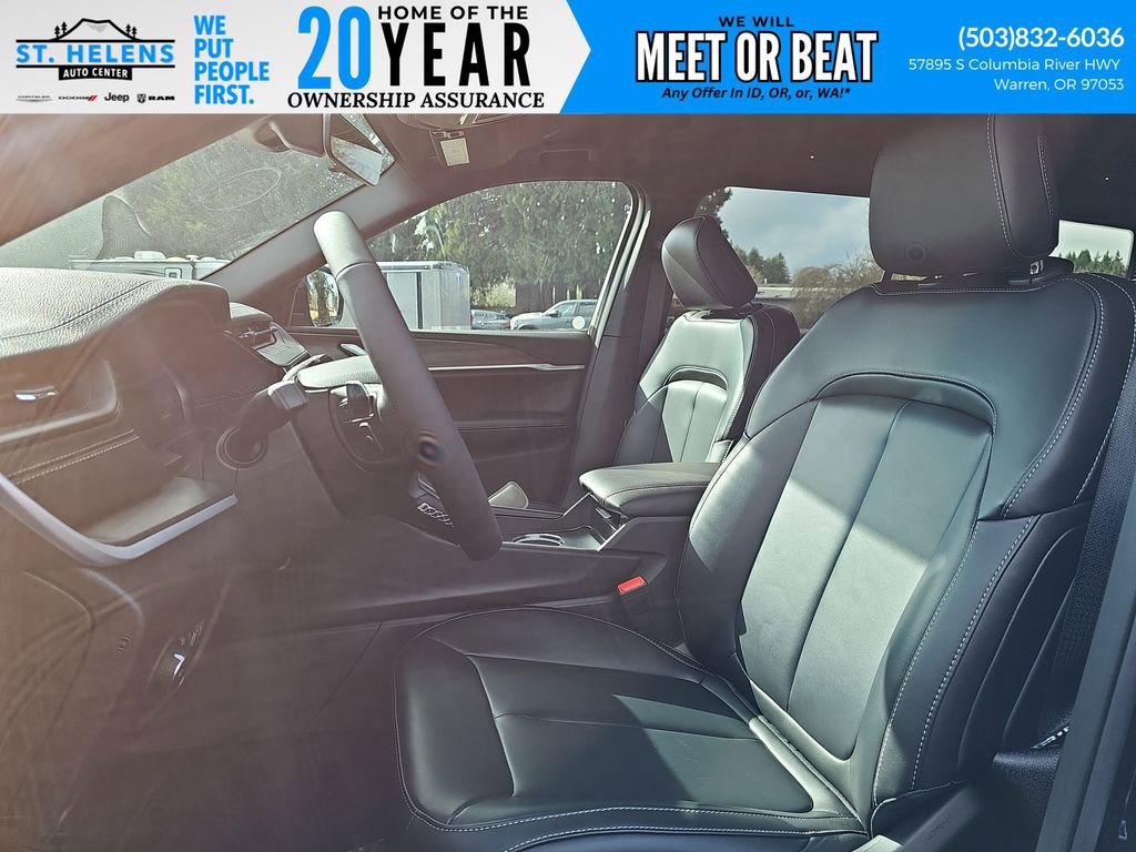 New 2026 Jeep Grand Cherokee L Limited w/ Trailer Tow Package image 16