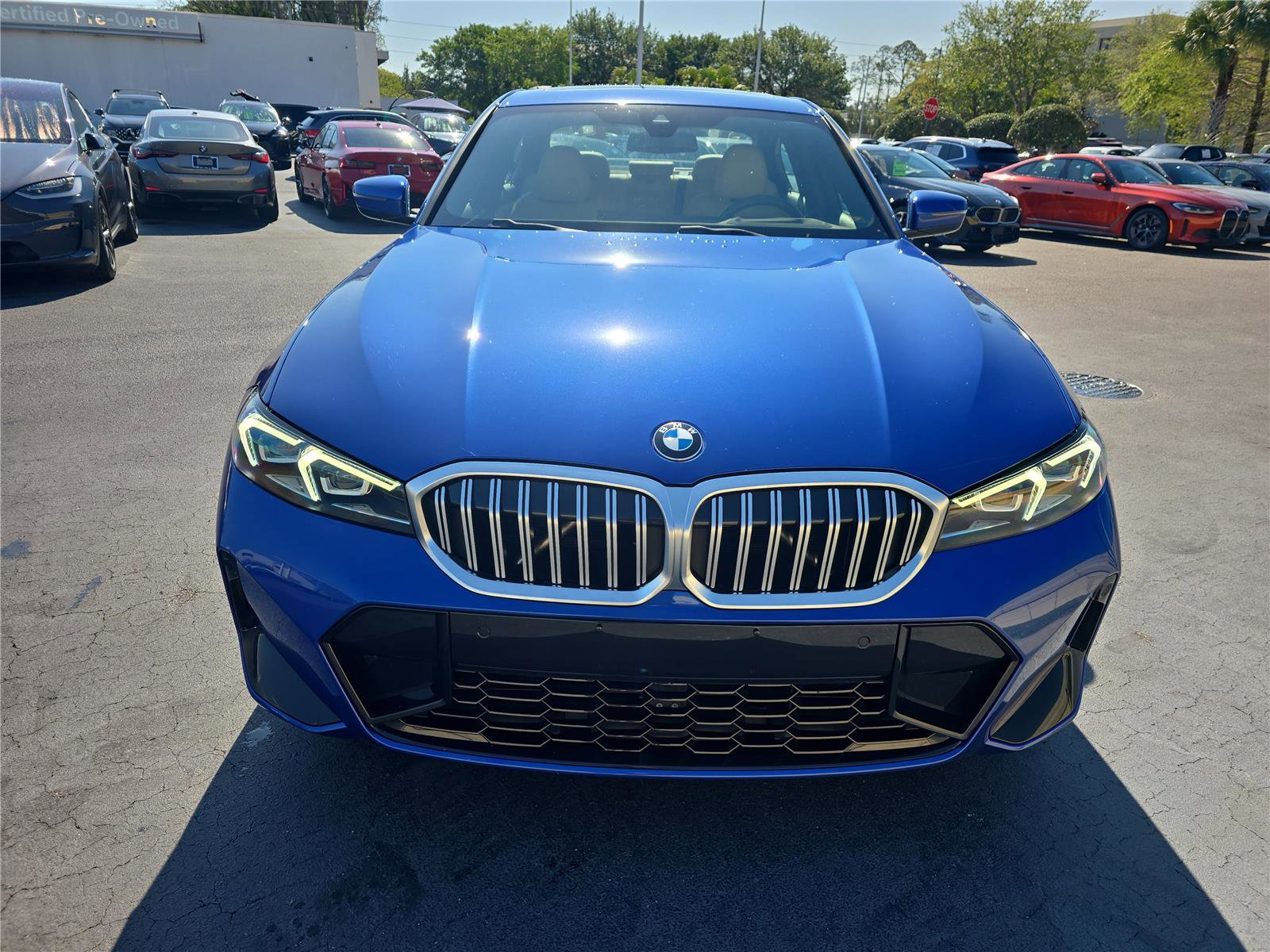 Used 2023 BMW 330i Sedan w/ M Sport Package RWD image 2