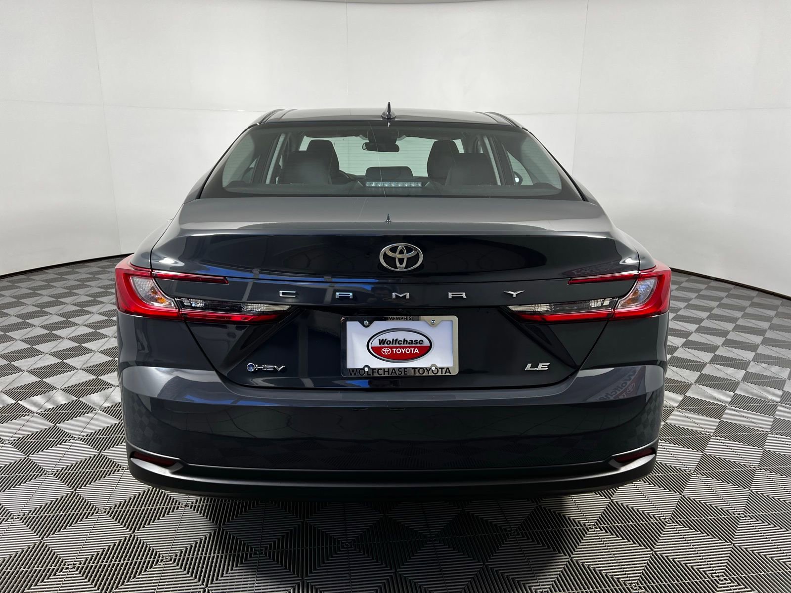 Used 2025 Toyota Camry LE FWD image 6