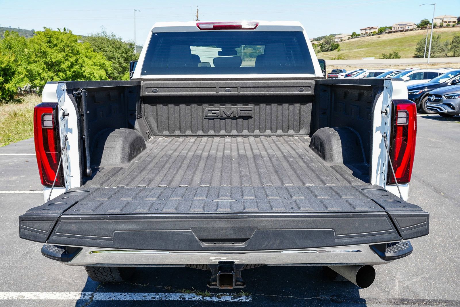 Used 2024 GMC Sierra 2500 SLT AWD/4WD image 26