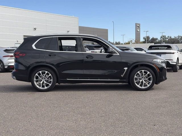 Used 2024 BMW X5 xDrive40i image 5