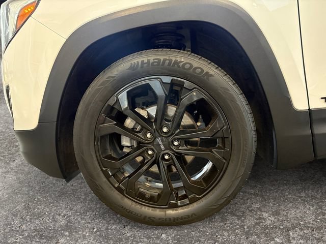 Used 2020 GMC Terrain SLE w/ Driver Convenience Package AWD/4WD image 12
