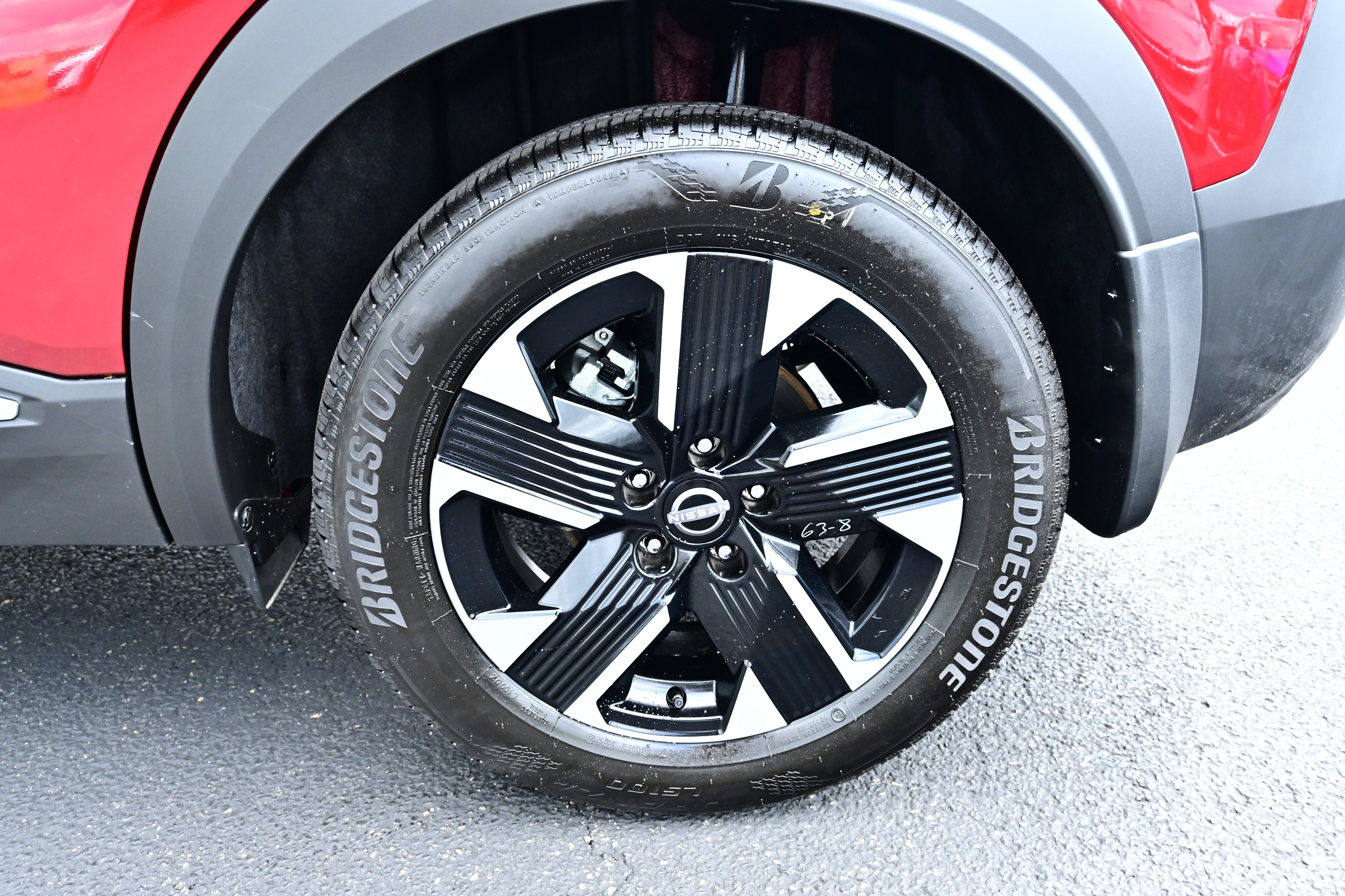 New 2026 Nissan Kicks SV w/ SV Premium Package AWD/4WD image 10
