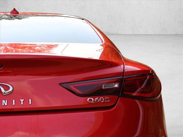 Used 2020 INFINITI Q60 Red Sport 400 AWD/4WD image 8