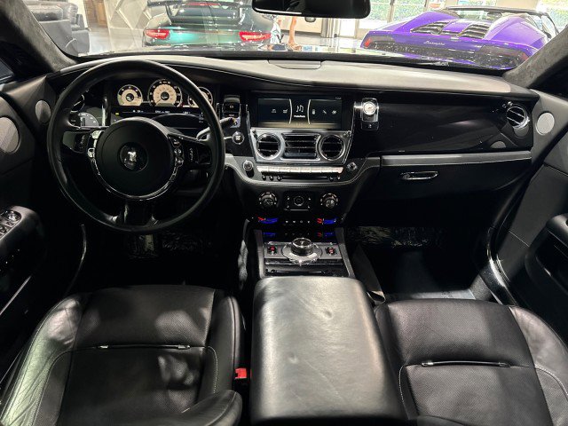 Used 2014 Rolls-Royce Wraith image 11