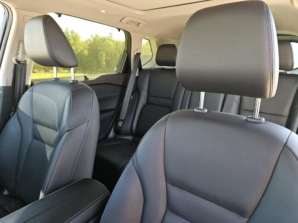 Used 2023 Nissan Rogue SL w/ SL Premium Package image 23