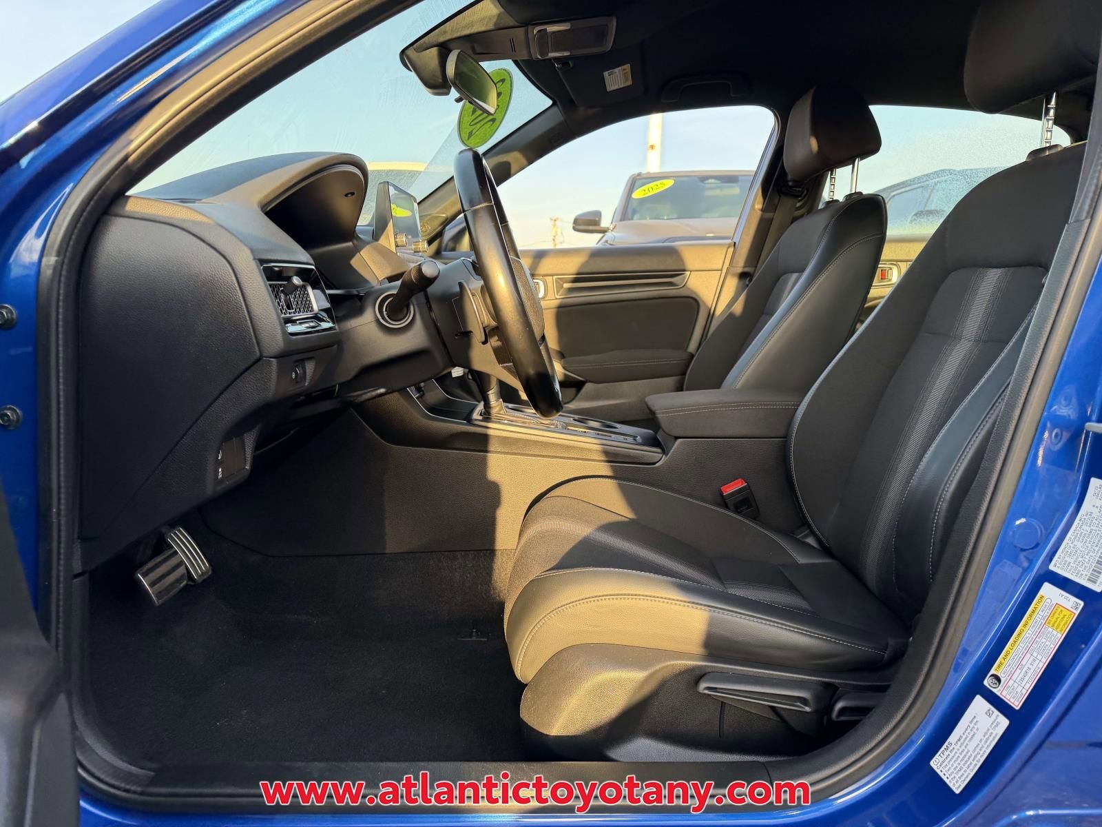 Used 2023 Honda Civic Sport image 14