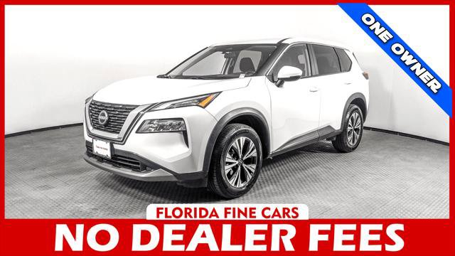 Used 2022 Nissan Rogue SV FWD image 1