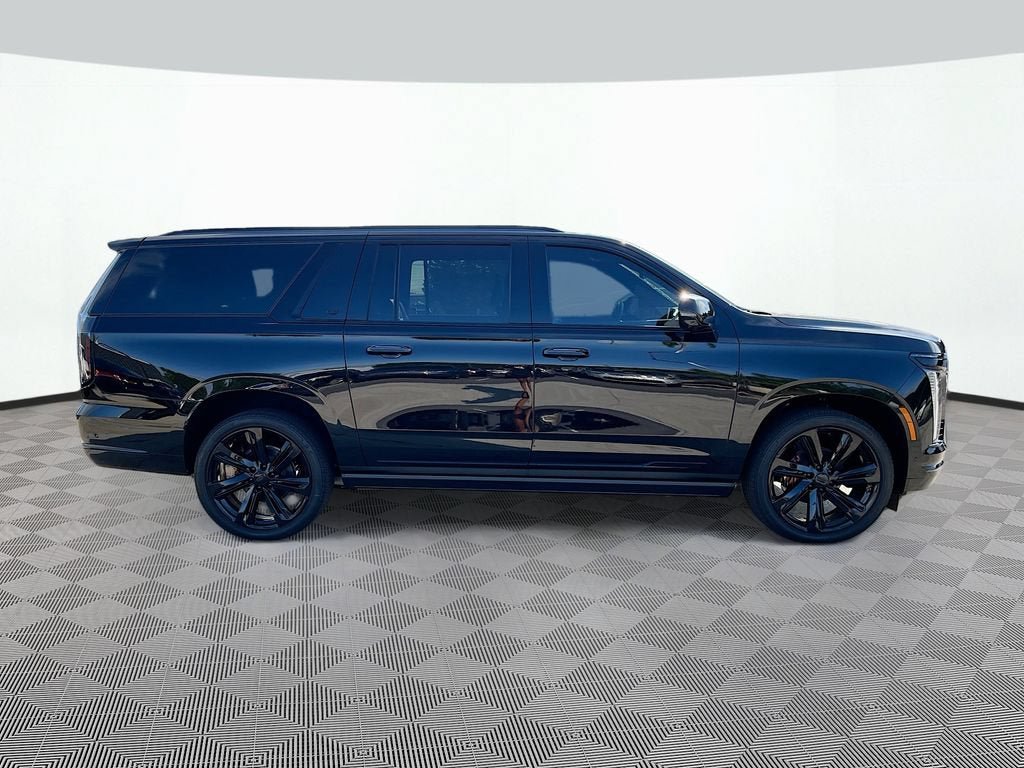 New 2026 Cadillac Escalade ESV Sport w/ Touring Package AWD/4WD image 4