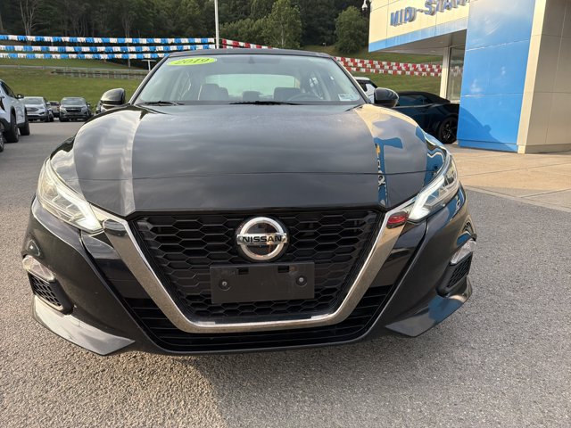 Used 2019 Nissan Altima 2.5 SR FWD image 11