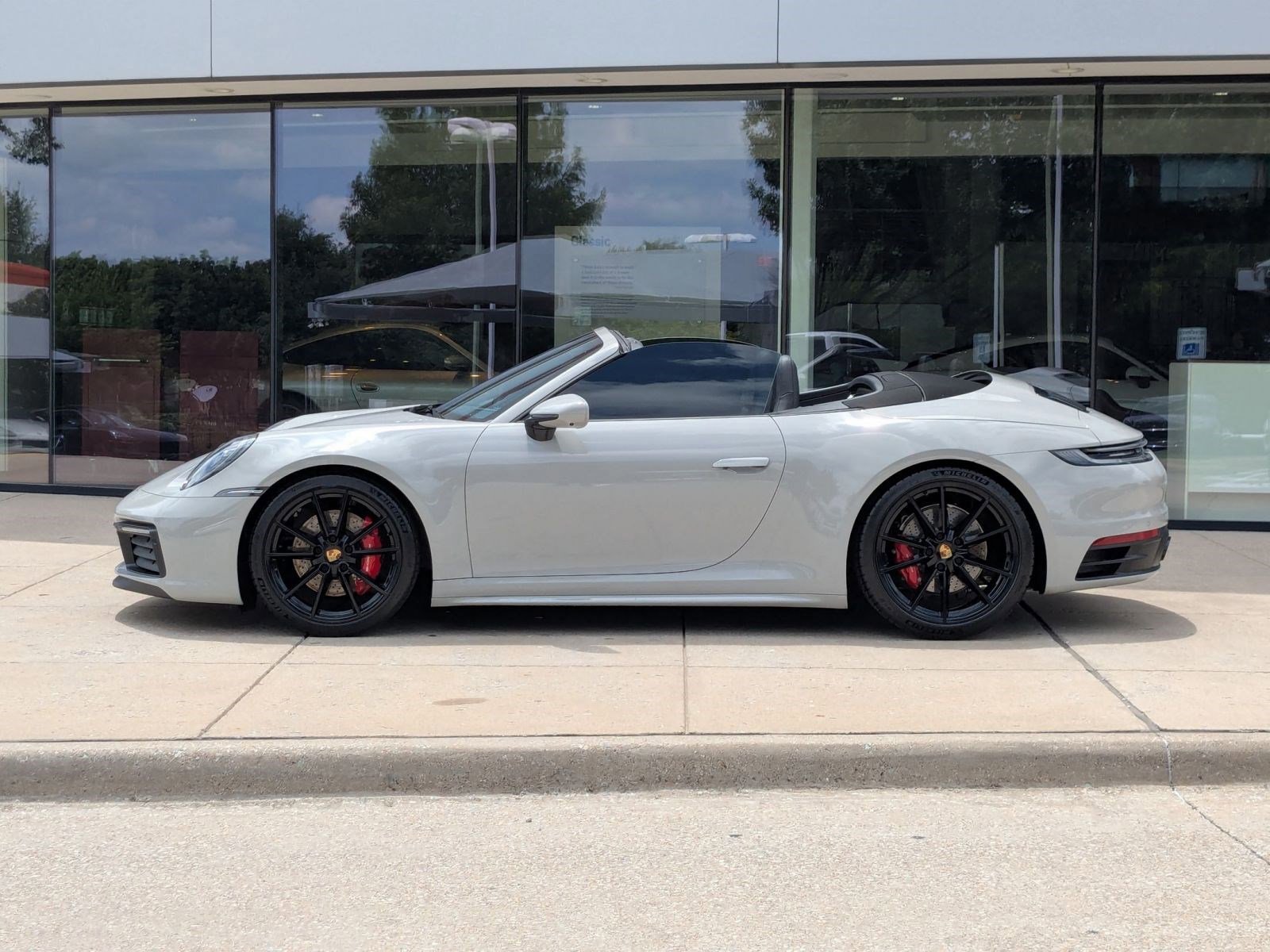 Certified 2023 Porsche 911 Carrera 4S AWD/4WD image 12