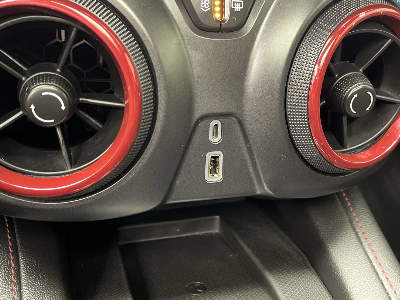 Used 2019 Chevrolet Blazer RS AWD/4WD image 25