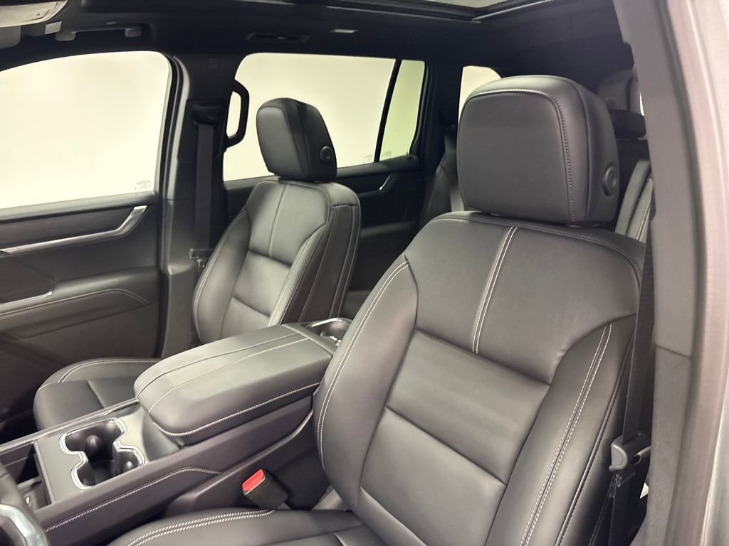 New 2026 GMC Acadia Elevation w/ Black Edition image 23