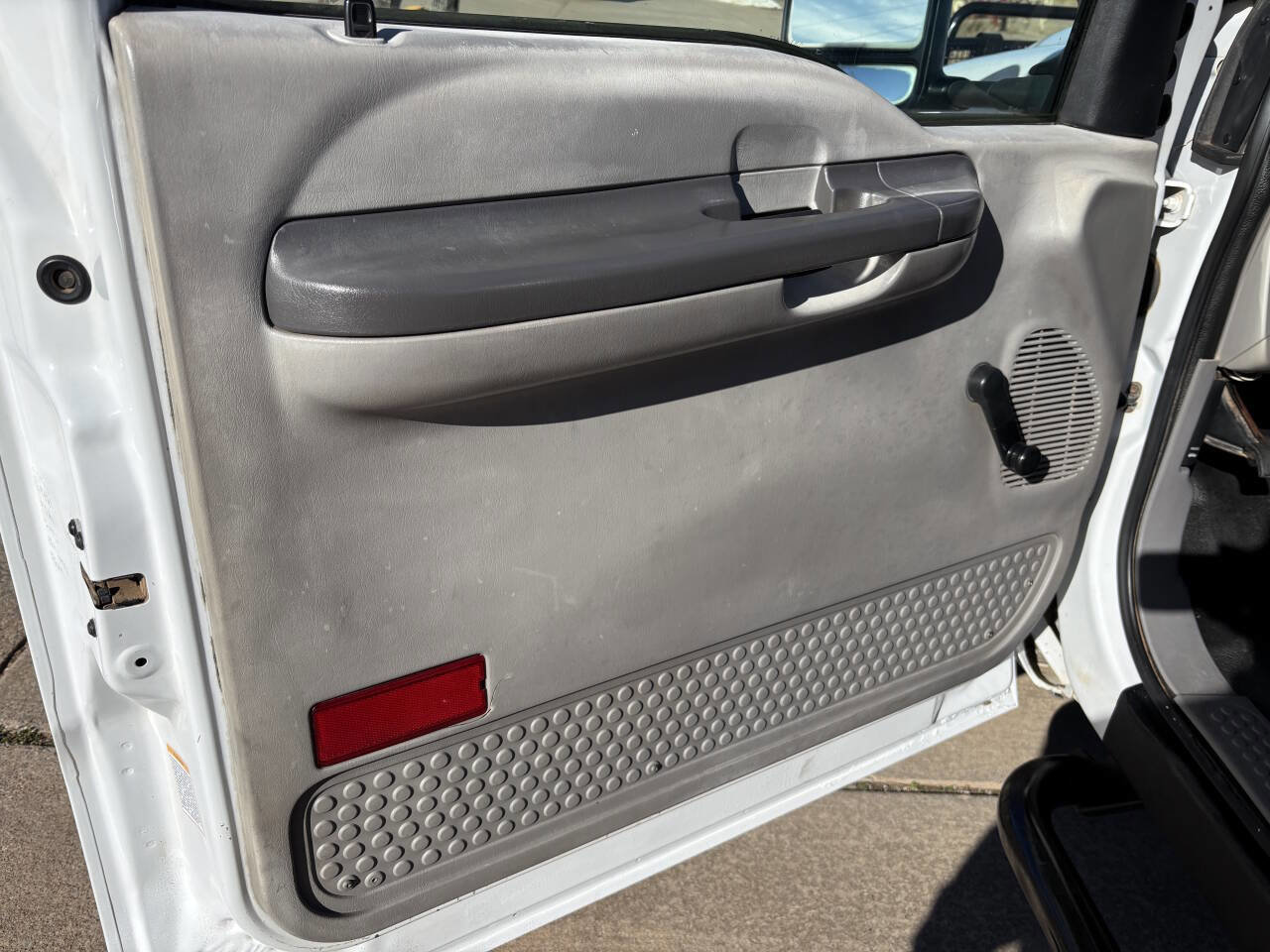 Used 2001 Ford F350 4x4 Regular Cab DRW Super Duty image 13