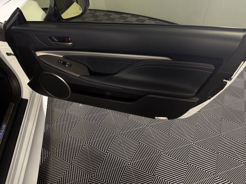 Used 2023 Lexus RC 350 F Sport image 32