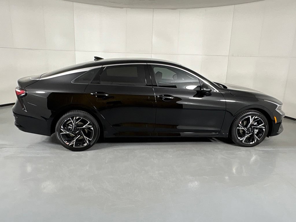 New 2026 Kia K5 GT-Line FWD image 9