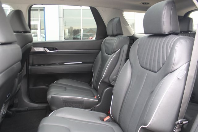 Used 2024 Hyundai Palisade Limited image 30