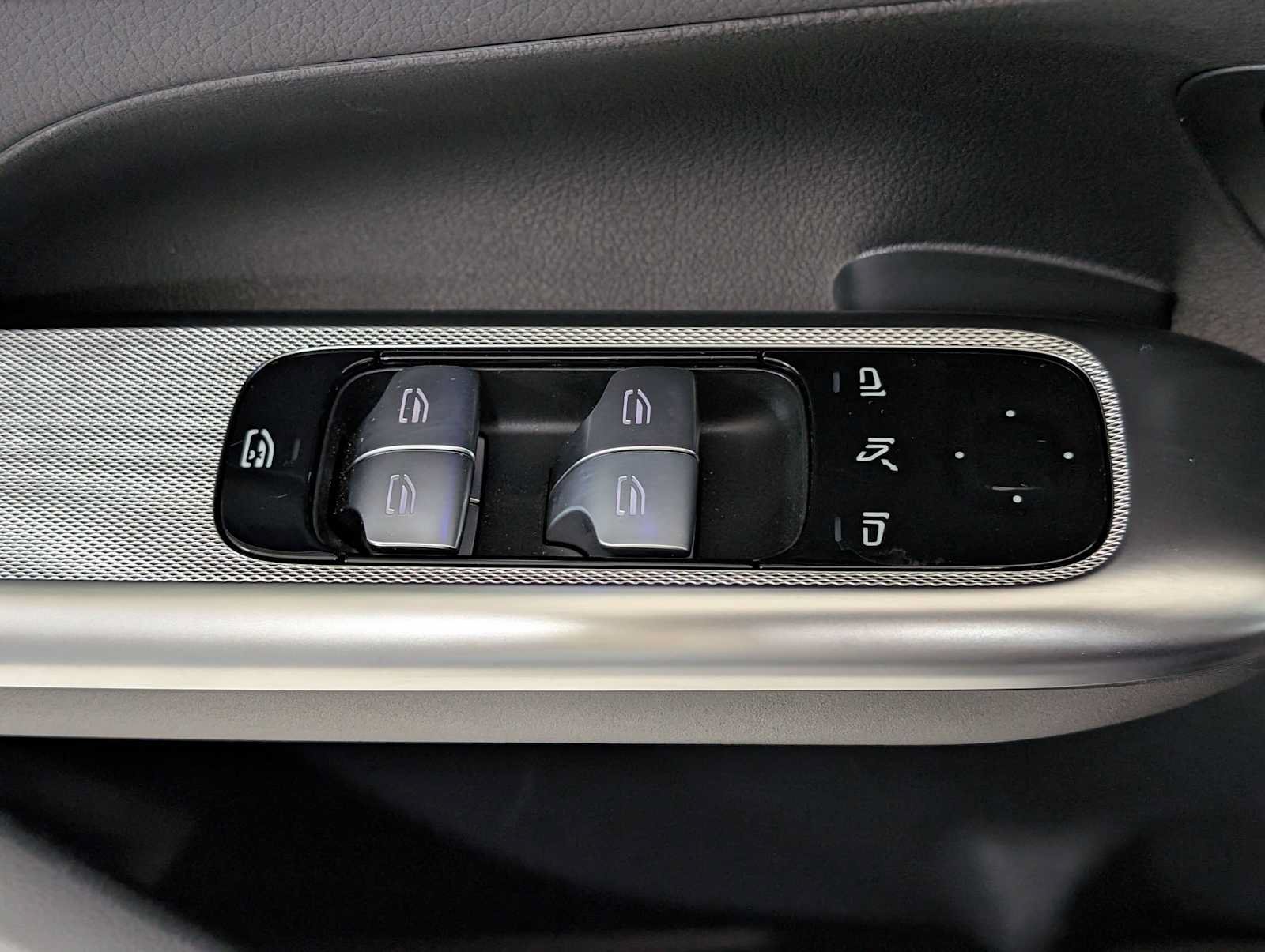 Certified 2026 Mercedes-Benz GLC 300 4MATIC image 24